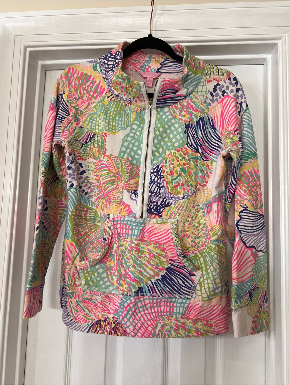Lilly Pulitzer Skipper Popover – "Roar of the Seas" (Size Medium)